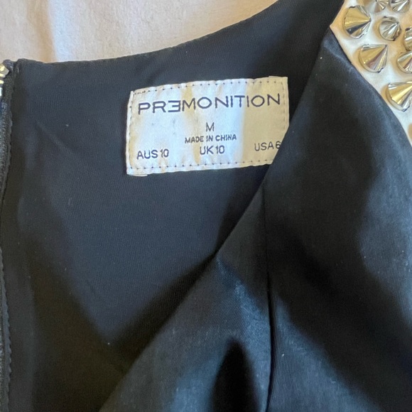 Premonition studded shoulder dress, midi length - Picture 3 of 3